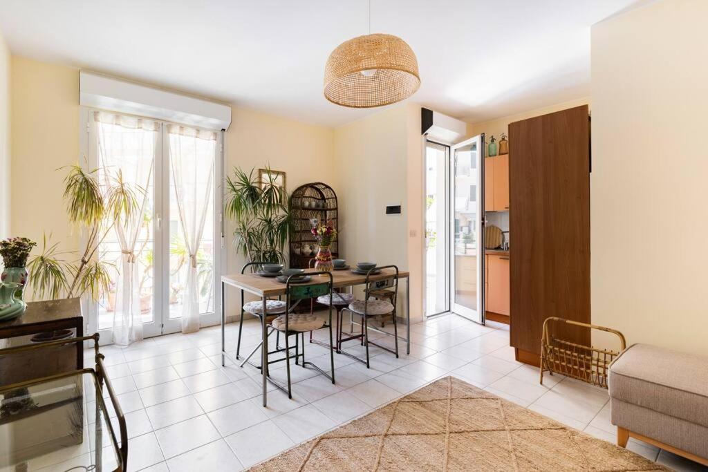 Centrale Vicino Spiagge E Ciclabile + Box-Auto ! Apartment Arma di Taggia Bagian luar foto