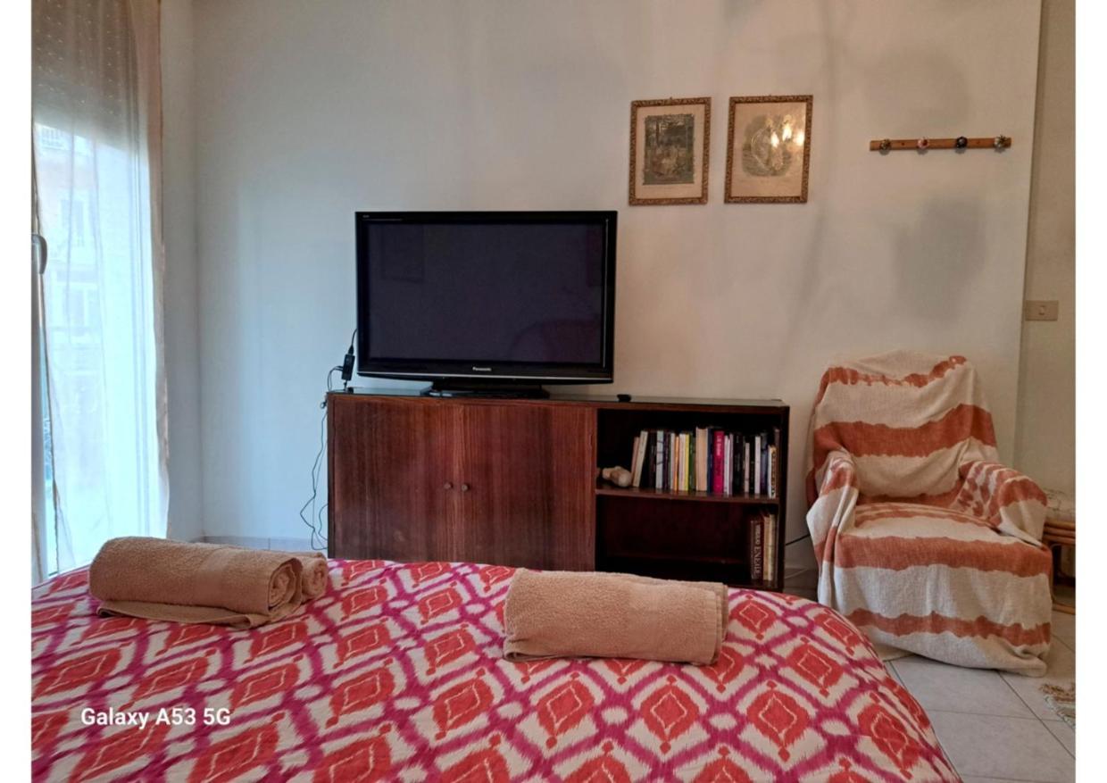 Centrale Vicino Spiagge E Ciclabile + Box-Auto ! Apartment Arma di Taggia Bagian luar foto