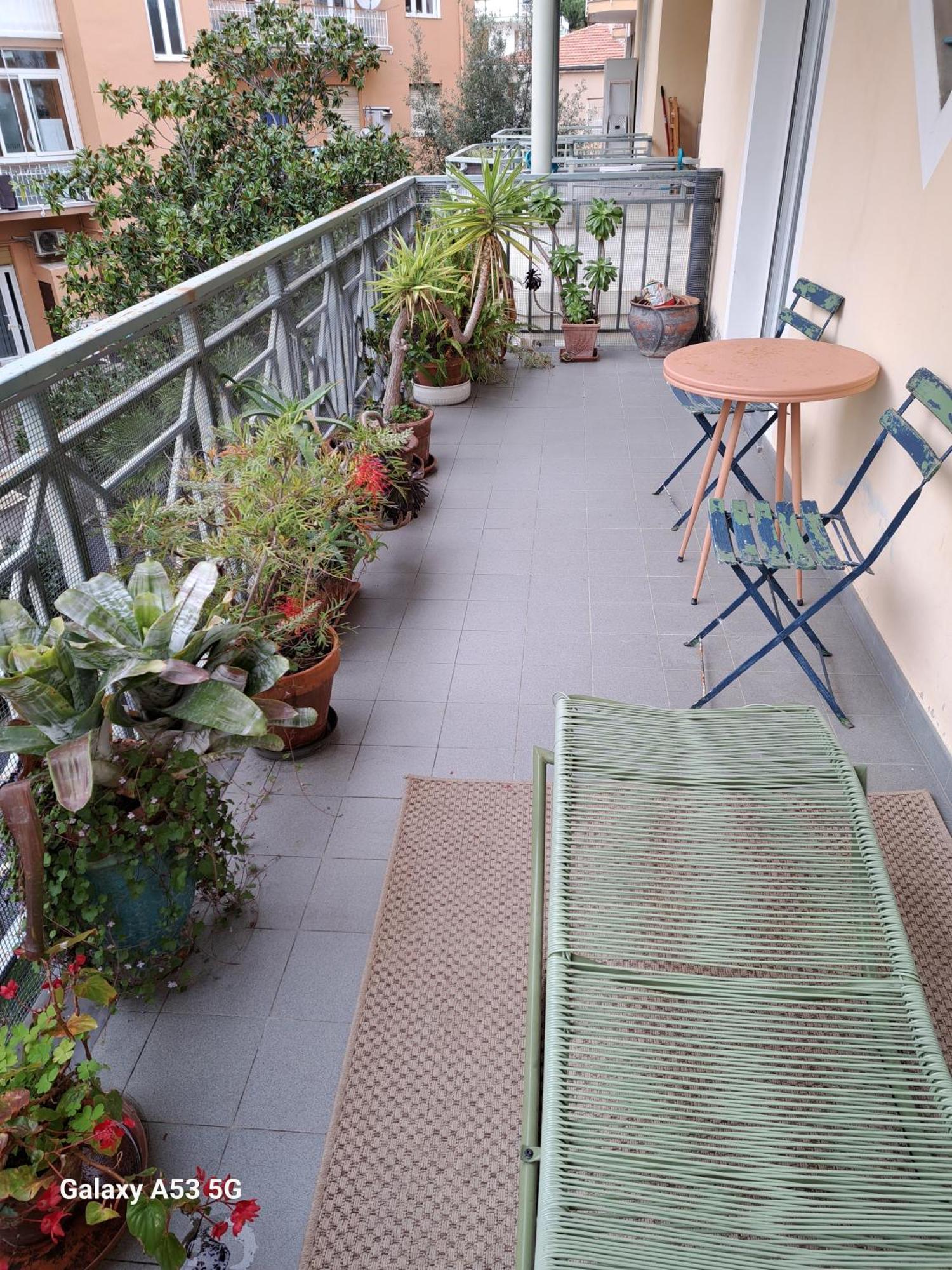 Centrale Vicino Spiagge E Ciclabile + Box-Auto ! Apartment Arma di Taggia Bagian luar foto